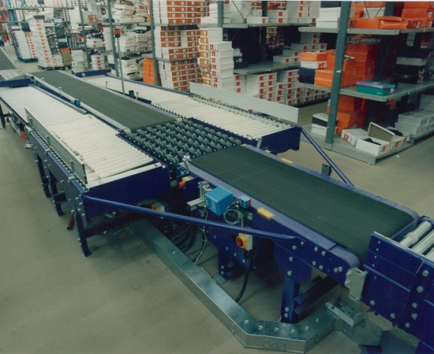 Non-stop sorting conveyor